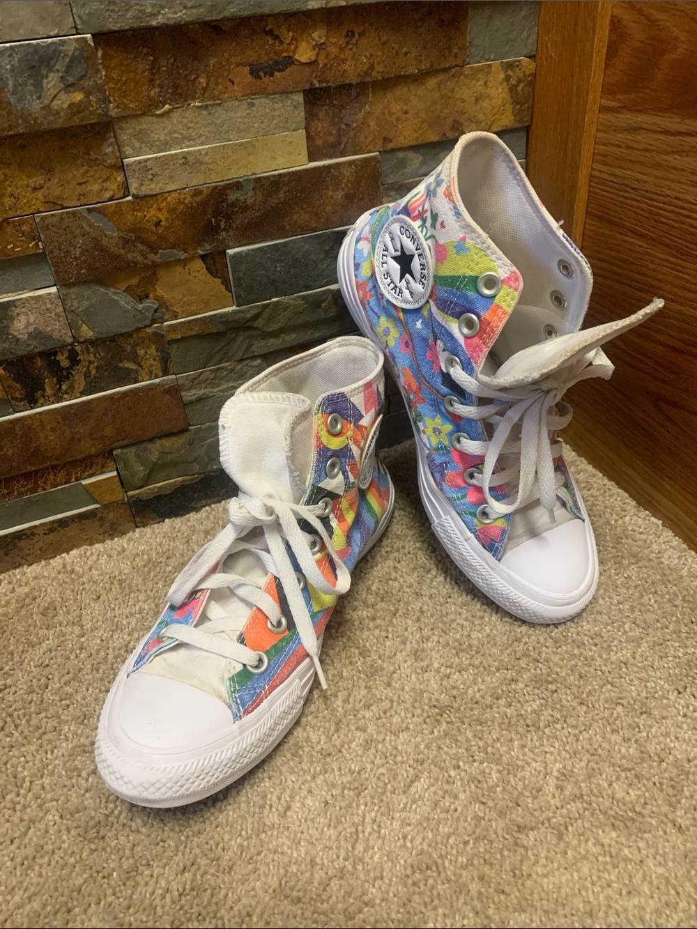 Converse Chuck Taylor All Star High 'Pride' (170822C) men’s 5.5/ women’s 7.5